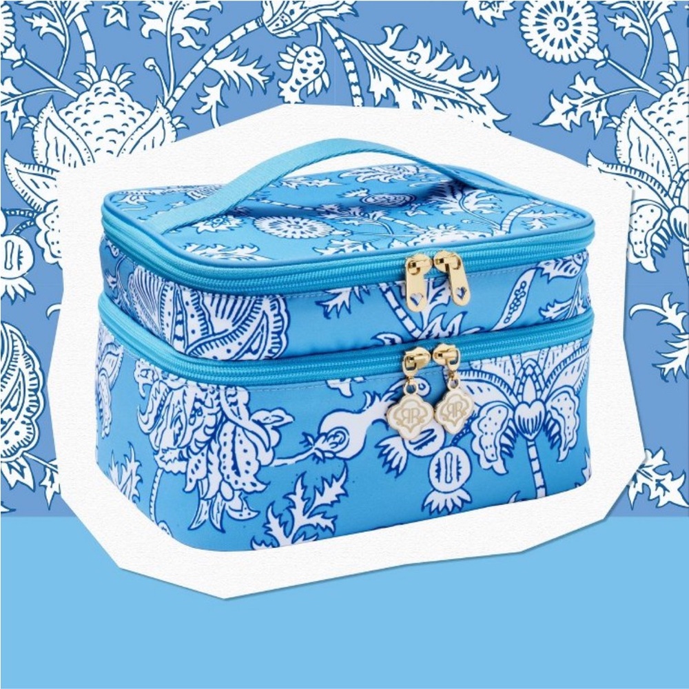 💙☀️Roller Rabbit x Target Train Cosmetic Case